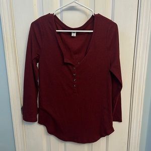 3/4 sleeve dark red old navy women’s henley size L